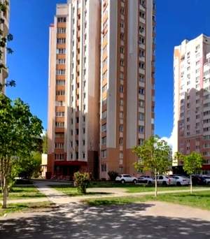 3-к квартира, вторичка, 102м2, 10/15 этаж