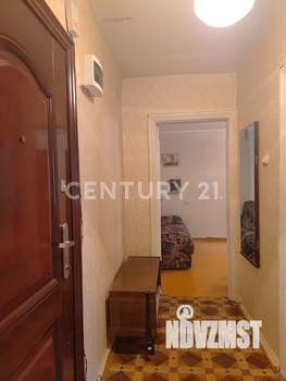 2-к квартира, вторичка, 44м2, 1/5 этаж
