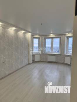 2-к квартира, вторичка, 63м2, 7/18 этаж