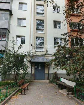 2-к квартира, вторичка, 42м2, 3/5 этаж