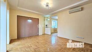 2-к квартира, вторичка, 68м2, 5/5 этаж