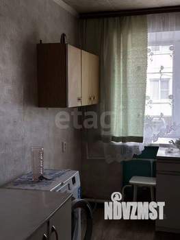 2-к квартира, вторичка, 32м2, 1/4 этаж