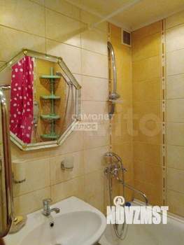 3-к квартира, вторичка, 65м2, 10/10 этаж