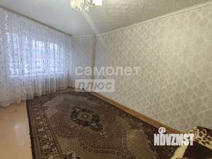 4-к квартира, вторичка, 81м2, 1/10 этаж