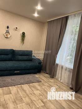 2-к квартира, вторичка, 53м2, 1/4 этаж