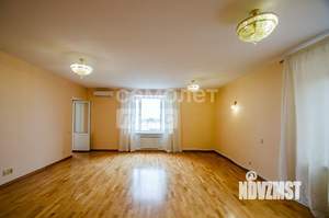 4-к квартира, вторичка, 143м2, 4/6 этаж