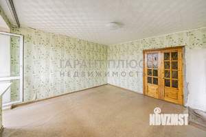 4-к квартира, вторичка, 72м2, 1/9 этаж