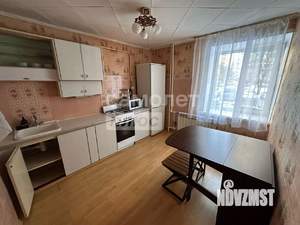 2-к квартира, вторичка, 55м2, 1/10 этаж
