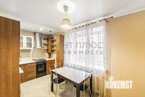 2-к квартира, вторичка, 64м2, 9/9 этаж