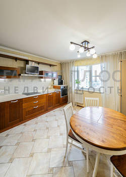 4-к квартира, вторичка, 105м2, 5/15 этаж