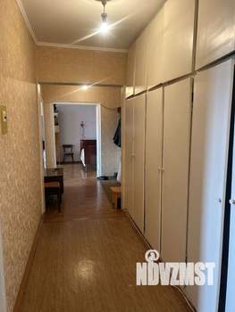3-к квартира, вторичка, 68м2, 9/9 этаж