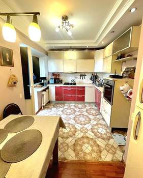 2-к квартира, вторичка, 67м2, 4/10 этаж