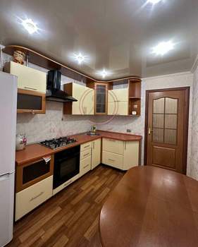 2-к квартира, вторичка, 50м2, 1/9 этаж