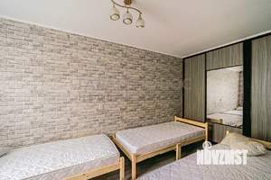 2-к квартира, вторичка, 42м2, 1/5 этаж