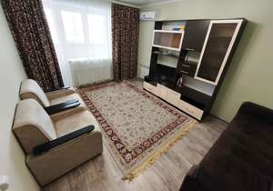 2-к квартира, вторичка, 52м2, 1/19 этаж