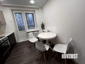 2-к квартира, вторичка, 69м2, 1/17 этаж