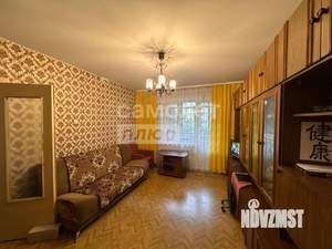 3-к квартира, вторичка, 64м2, 1/10 этаж