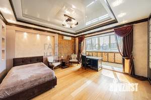 3-к квартира, вторичка, 150м2, 2/10 этаж