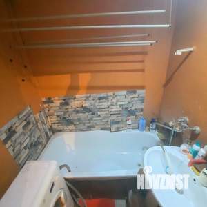 3-к квартира, вторичка, 64м2, 1/10 этаж