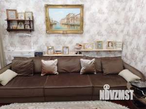 2-к квартира, вторичка, 53м2, 1/9 этаж