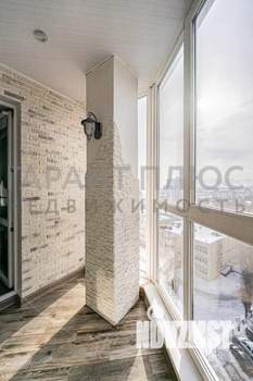 3-к квартира, вторичка, 81м2, 9/18 этаж