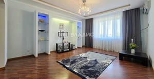 3-к квартира, вторичка, 72м2, 5/5 этаж
