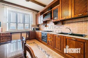 4-к квартира, вторичка, 152м2, 4/5 этаж