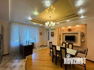 3-к квартира, вторичка, 150м2, 2/7 этаж