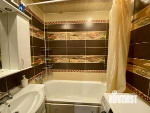 2-к квартира, вторичка, 50м2, 1/10 этаж