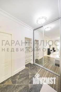4-к квартира, вторичка, 118м2, 9/9 этаж