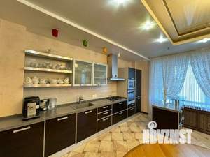 3-к квартира, вторичка, 150м2, 2/7 этаж