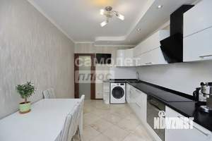3-к квартира, вторичка, 76м2, 3/17 этаж