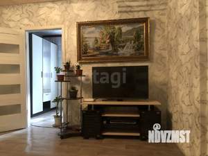 3-к квартира, вторичка, 57м2, 1/1 этаж