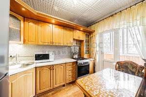 4-к квартира, вторичка, 81м2, 1/9 этаж