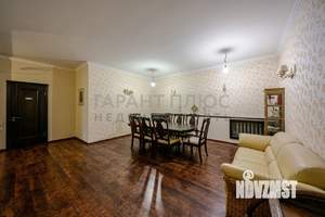 3-к квартира, вторичка, 180м2, 2/6 этаж