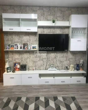 3-к квартира, вторичка, 102м2, 1/2 этаж