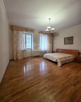 4-к квартира, вторичка, 152м2, 2/5 этаж