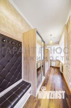 3-к квартира, вторичка, 101м2, 1/4 этаж