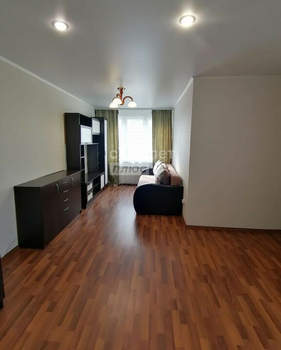 1-к квартира, вторичка, 42м2, 6/10 этаж