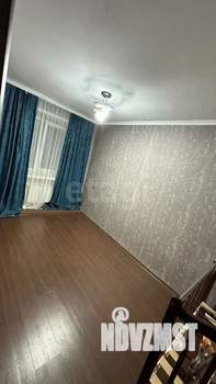 2-к квартира, вторичка, 32м2, 1/4 этаж