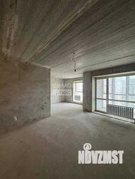 3-к квартира, вторичка, 103м2, 5/8 этаж