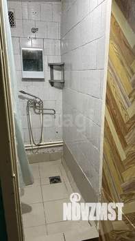 2-к квартира, вторичка, 32м2, 1/4 этаж