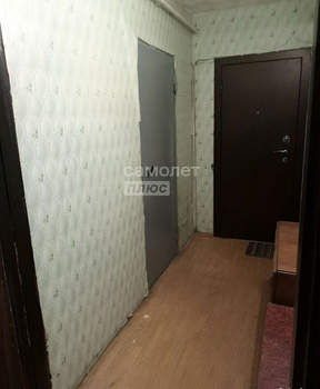 2-к квартира, вторичка, 50м2, 1/9 этаж