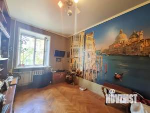 2-к квартира, вторичка, 55м2, 1/4 этаж