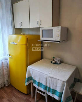 4-к квартира, вторичка, 61м2, 1/5 этаж