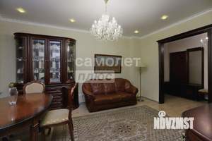 4-к квартира, вторичка, 94м2, 2/4 этаж