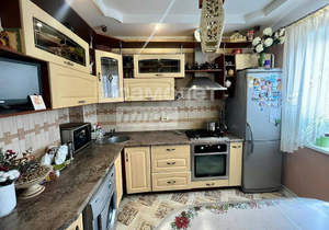 3-к квартира, вторичка, 64м2, 8/10 этаж