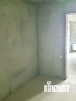 2-к квартира, вторичка, 76м2, 1/18 этаж