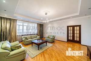 4-к квартира, вторичка, 152м2, 4/5 этаж