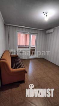 2-к квартира, вторичка, 52м2, 10/10 этаж